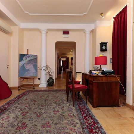 Residenza Delle Arti Hotel Рим Екстериор снимка