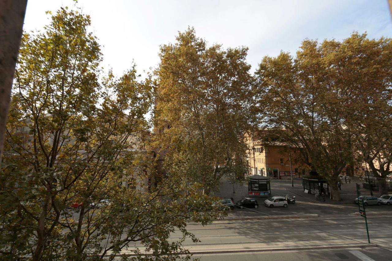Residenza Delle Arti Hotel Рим Екстериор снимка